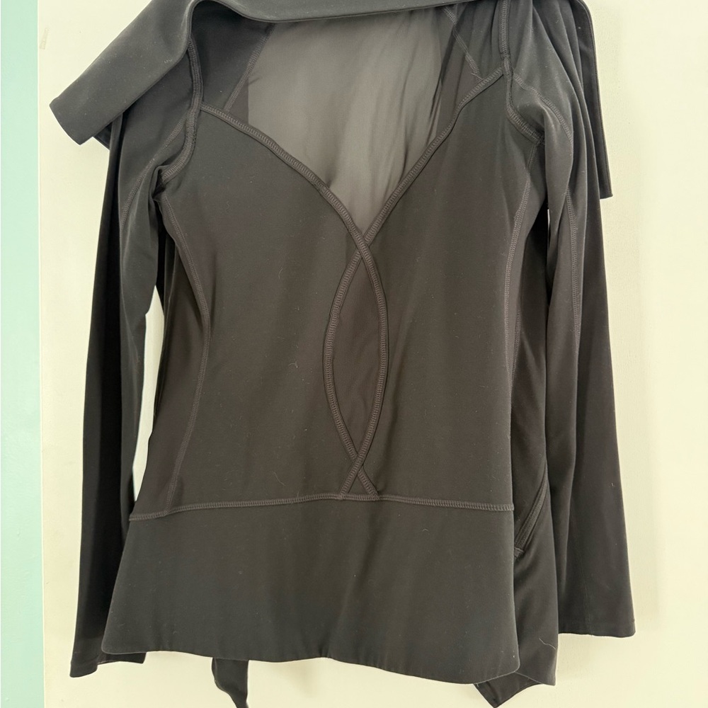 Athleta Mesh Back Jacket - Picture 2 of 3